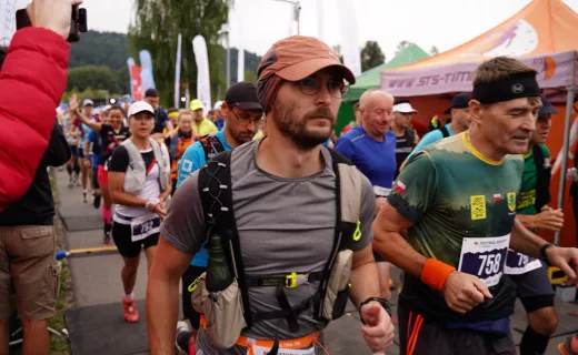 23 kilometry po górach. Zawodnicy pełni uśmiechów ruszyli na trasę [ZDJĘCIA] - 33